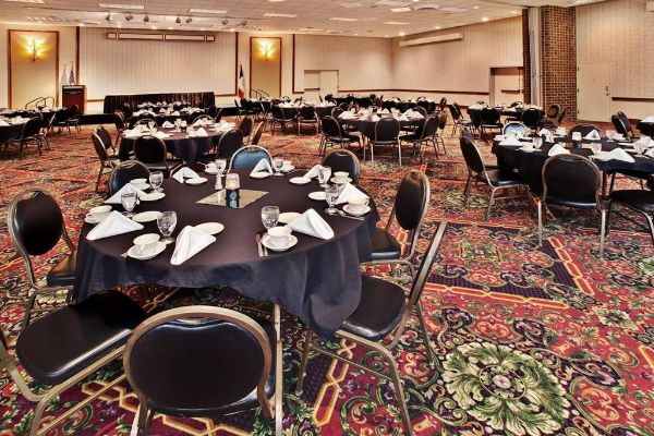 Holiday Inn DES MOINES-AIRPORT/CONF CENTER (Des Moines)